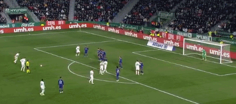 足球中超裁判培训升级，将启用模拟判罚室