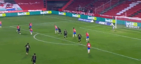 萨里：建议把VAR设备放的离替补席远一点，裁判需要冷静判断